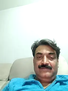 Snapshot of boobs5626 chatting on December 15, 7:51 pm boobs5626 online show from December 15, 7:51 pm