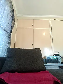 Snapshot of JuicyMilkyTizzy chatting on September 17, 7:43 am JuicyMilkyTizzy online show from September 17, 7:43 am