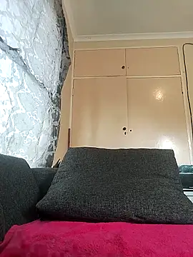 Snapshot of JuicyMilkyTizzy chatting on October 1, 7:25 am JuicyMilkyTizzy online show from October 1, 7:25 am