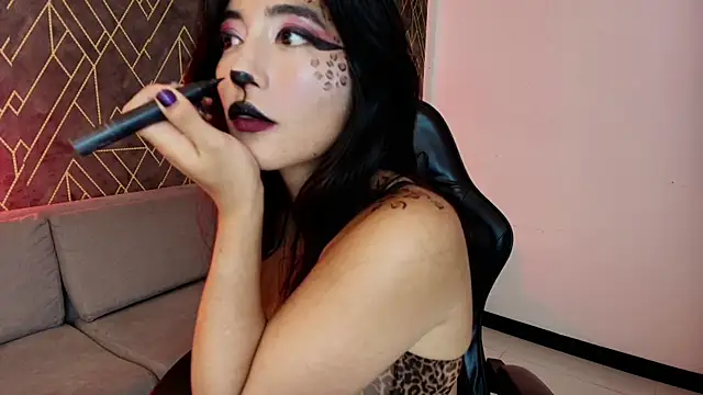 Tahara Romanov online show from April 10, 12:21 pm