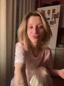 amorearte m online show from March 5, 1:10 am