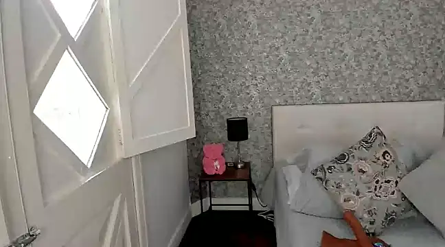 Brendalamar online show from March 18, 8:26 pm