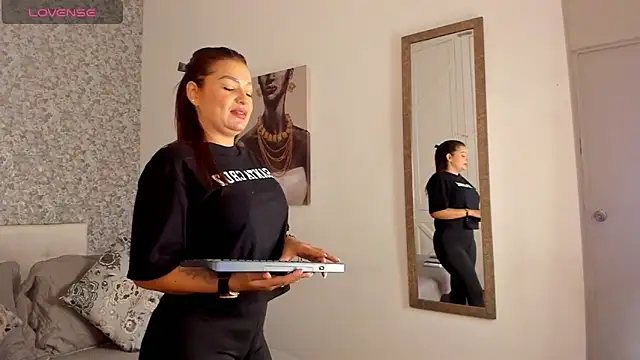 Brendalamar online show from March 20, 2:08 am