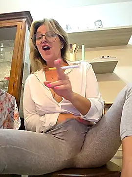 Melody73 online show from November 29, 9:56 am