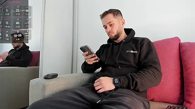 Snapshot of nicholasX1 chatting on September 30, 6:07 am nicholasX1 online show from September 30, 6:07 am