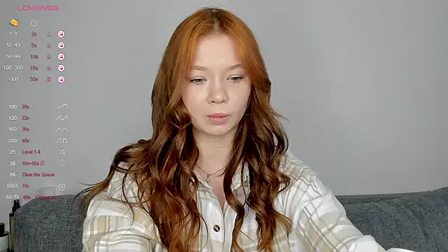 Snapshot of dinky__emily chatting on March 20, 10:54 am dinky  emily online show from March 20, 10:54 am
