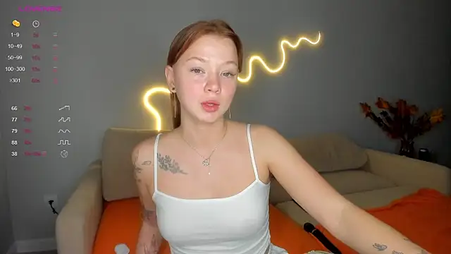 Snapshot of dinky__emily chatting on September 26, 5:17 pm dinky  emily online show from September 26, 5:17 pm