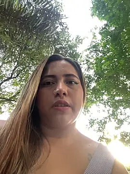 Snapshot of lunaxxx_69 chatting on December 3, 10:08 pm lunaxxx 69 online show from December 3, 10:08 pm