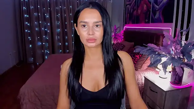 Snapshot of DanaSincere chatting on November 11, 3:50 am DanaSincere online show from November 11, 3:50 am