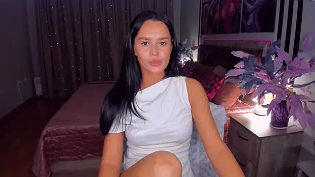 Snapshot of DanaSincere chatting on November 14, 4:44 am DanaSincere online show from November 14, 4:44 am