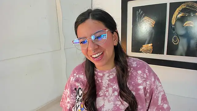 emilyy cooperr online show from December 3, 12:03 pm