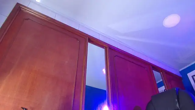 milu23   online show from November 20, 12:05 pm