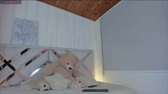 CRAZY-BOY99 online show from March 12, 11:33 pm