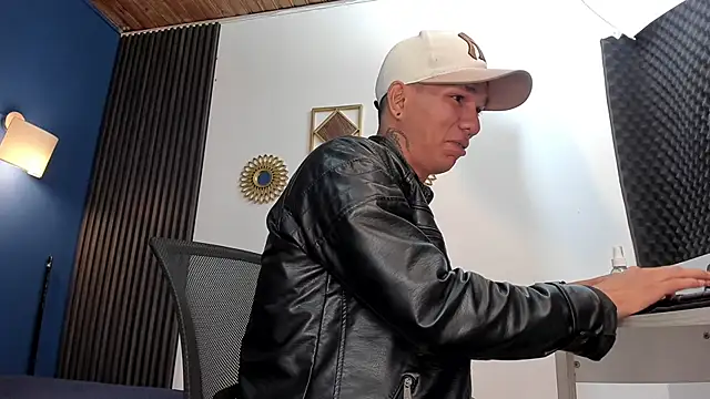 CRAZY-BOY99 online show from March 13, 12:35 pm