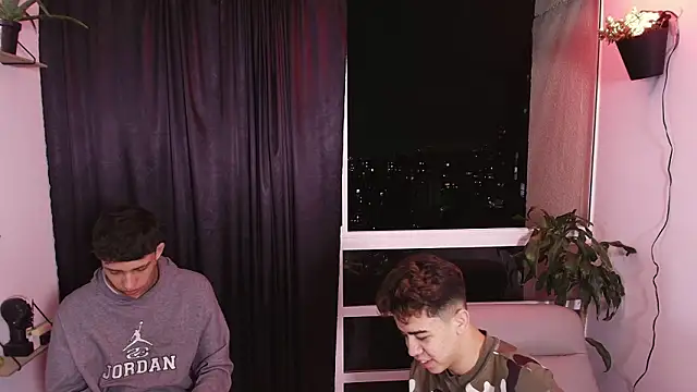 Miguel bigcock online show from February 1, 1:15 am