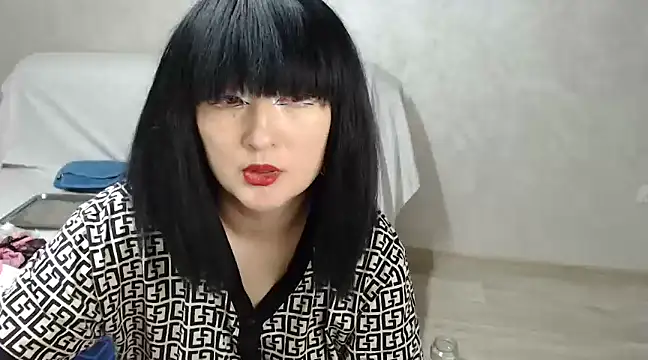 Sweet Yoon online show from December 8, 6:28 pm