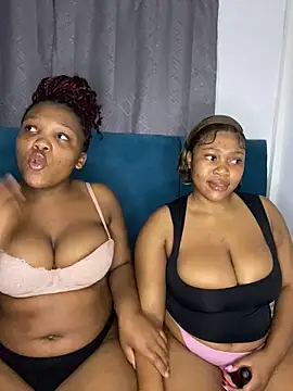 Snapshot of Beyoncex05 chatting on September 13, 9:58 pm Beyoncex05 online show from September 13, 9:58 pm