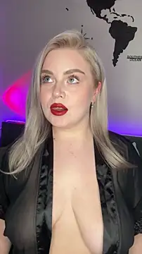 Snapshot of April_Vancee chatting on October 8, 2:04 pm April Vancee online show from October 8, 2:04 pm