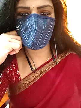 Snapshot of ashmitha chatting on October 13, 6:35 am ashmitha online show from October 13, 6:35 am