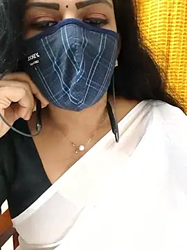 Snapshot of ashmitha chatting on December 2, 6:36 pm ashmitha online show from December 2, 6:36 pm