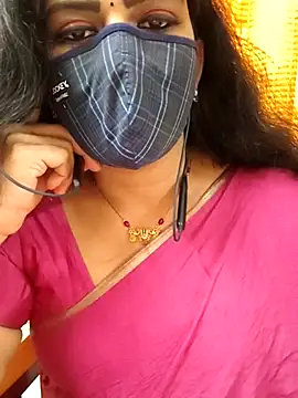 Snapshot of ashmitha chatting on December 3, 7:27 am ashmitha online show from December 3, 7:27 am