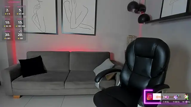 MaddisonCollins online show from April 22, 11:12 am