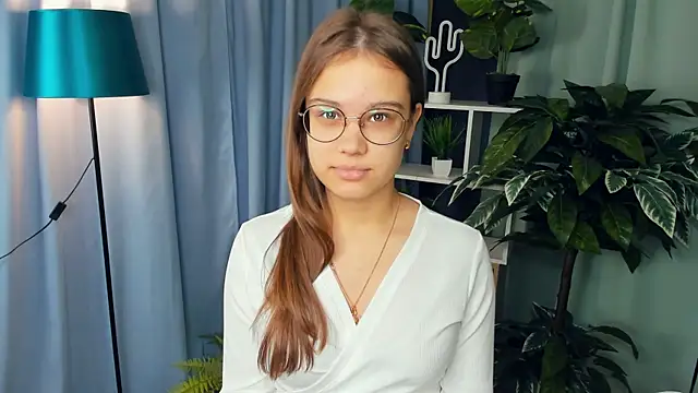 GarynFeltham online show from March 2, 10:56 am