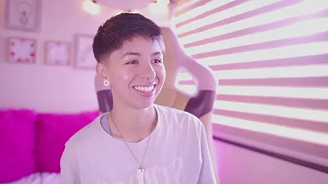 tommy blue online show from February 20, 12:27 pm