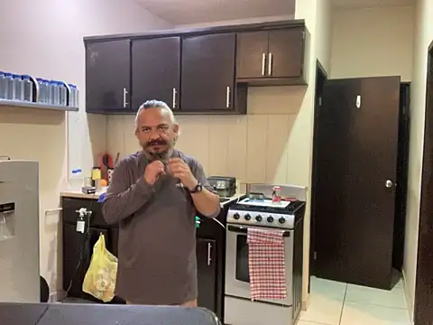 Sollhmaarh online show from December 20, 6:20 am