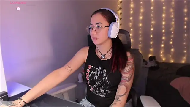 Camil Lee online show from November 8, 3:07 am