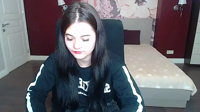 Snapshot of ElinaMils chatting on March 12, 9:34 am ElinaMils online show from March 12, 9:34 am