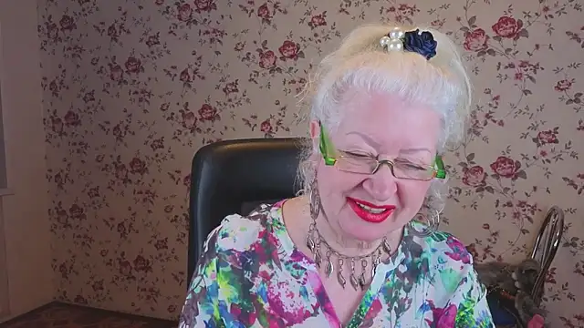 Maya Mayflower online show from March 15, 2:50 am