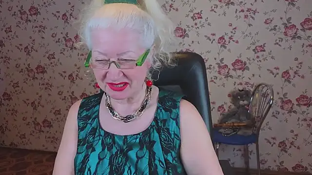 Maya Mayflower online show from April 3, 3:04 am