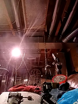 Snapshot of SirJonBradley chatting on December 1, 5:12 am SirJonBradley online show from December 1, 5:12 am