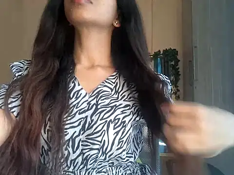 Queen Ayeshaa online show from March 14, 9:46 am