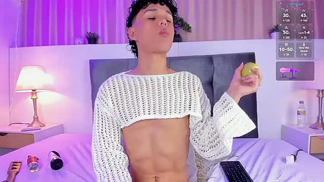 Kai riptide online show from September 30, 8:03 pm