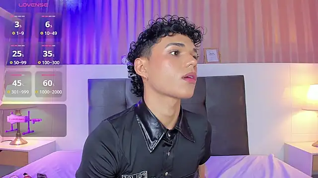 Kai riptide online show from January 13, 8:36 pm