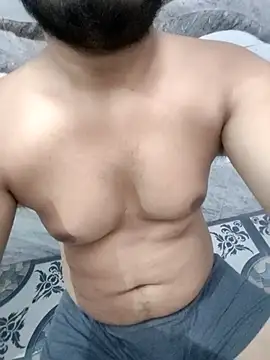 horniestboi online show from November 3, 7:31 am