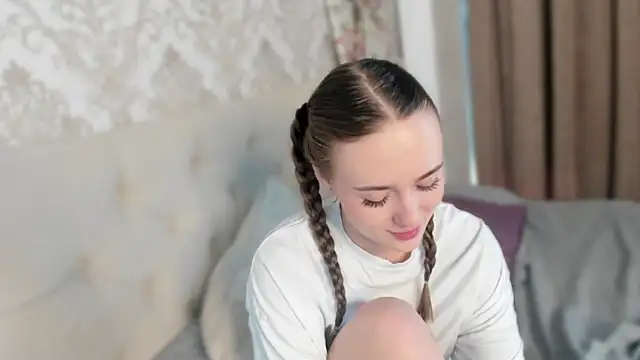 Snapshot of PeaceGary chatting on March 8, 5:17 am PeaceGary online show from March 8, 5:17 am