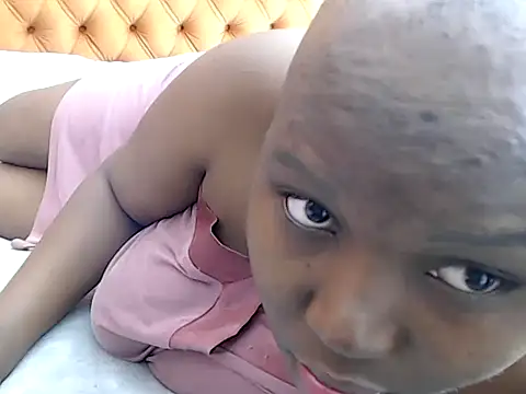 Snapshot of prettymonalisaRSA chatting on September 11, 8:03 am prettymonalisaRSA online show from September 11, 8:03 am