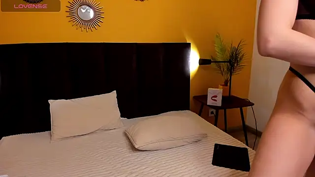 Jessie Curlyy online show from November 20, 2:01 am