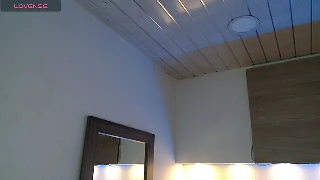 Cristal Velle online show from September 25, 12:42 pm