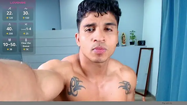 Snapshot of Apolotherock chatting on October 14, 7:03 pm Apolotherock online show from October 14, 7:03 pm