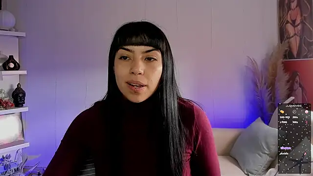 Saraa Desiree online show from September 12, 7:14 pm