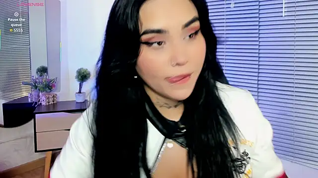 elaia muller  online show from January 8, 3:42 am