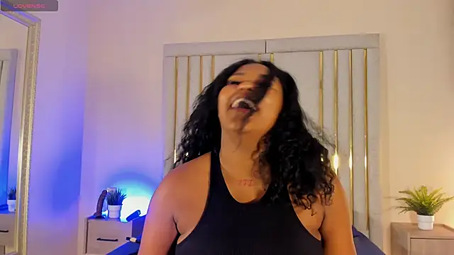 Snapshot of Candaceoweens chatting on September 29, 3:44 am Candaceoweens online show from September 29, 3:44 am