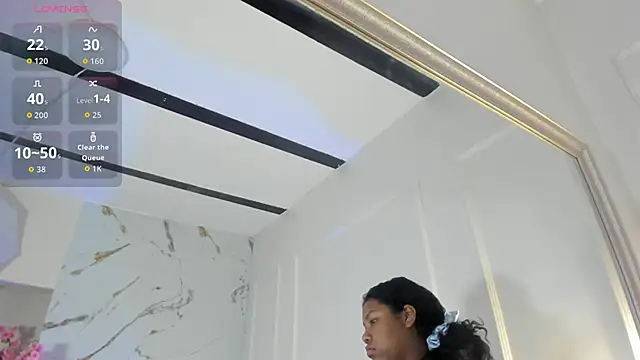 Snapshot of Candaceoweens chatting on November 8, 4:56 am Candaceoweens online show from November 8, 4:56 am