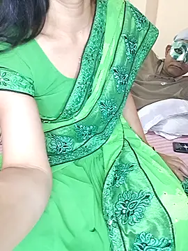 Cute-Zarina online show from November 21, 5:22 pm