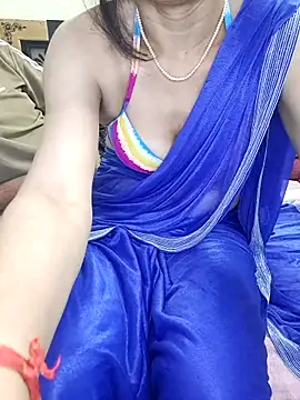 Cute-Zarina online show from November 23, 3:23 pm