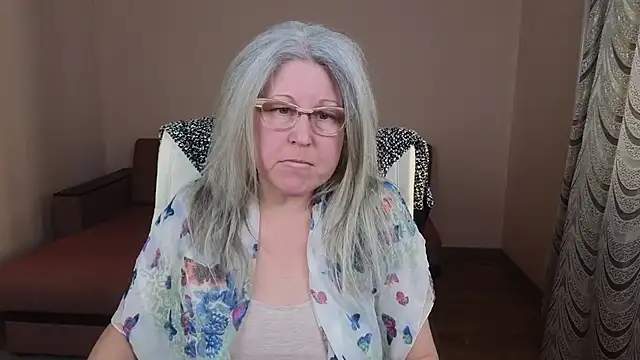 Wane Witch online show from March 9, 1:15 pm